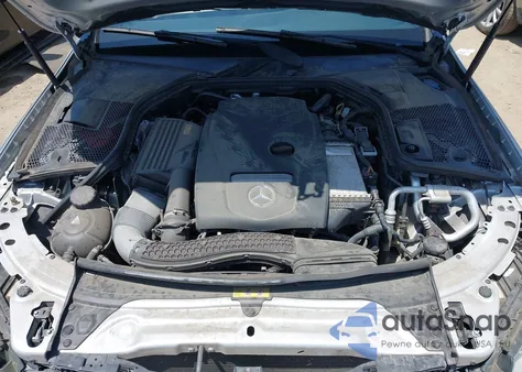 2018 Mercedes-Benz C 300 из США, поврежденный, VIN 55SWF4JB0JU235337